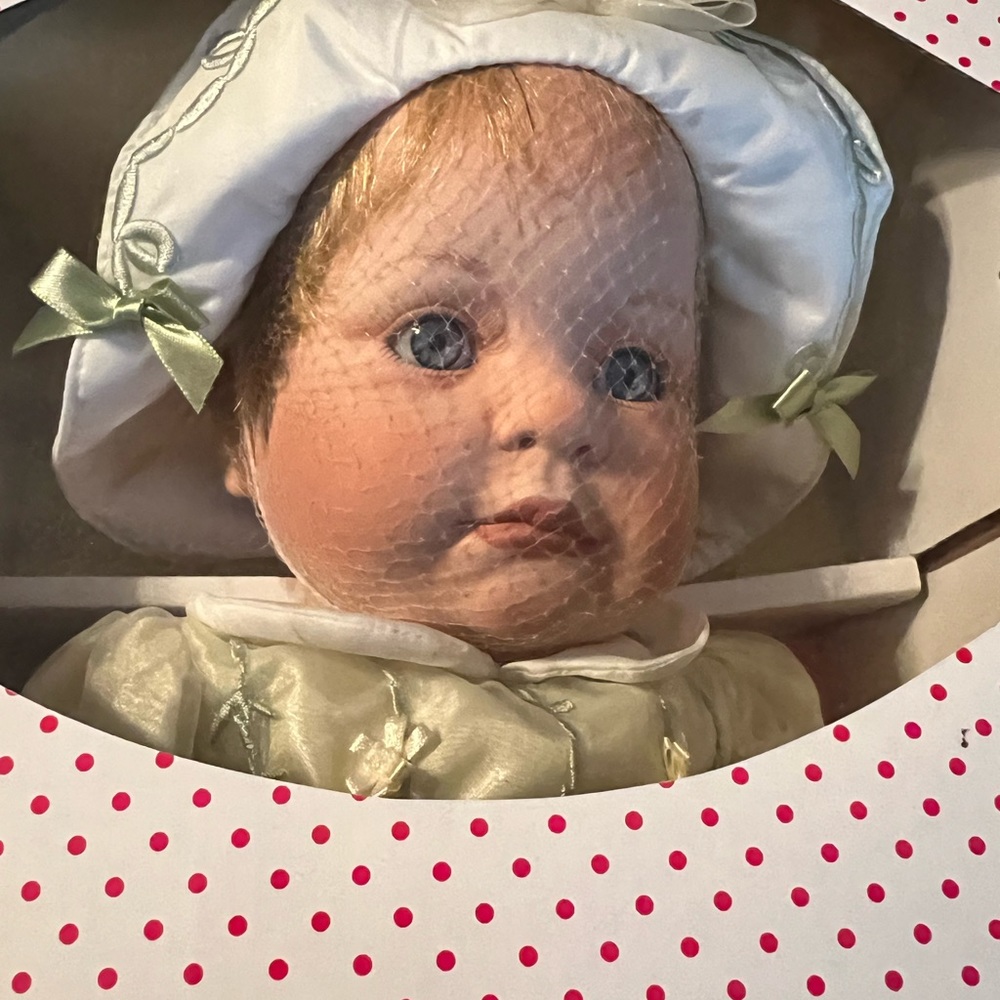 Treasury Collection Paradise Galleries Doll